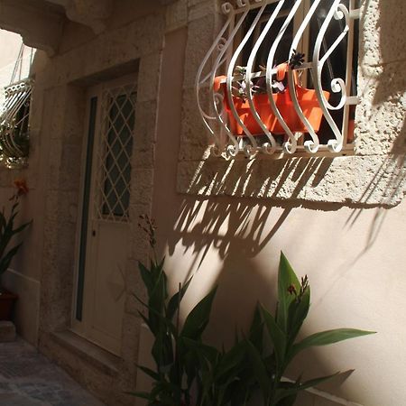 锡拉库扎Casa Dei Cocci别墅 外观 照片